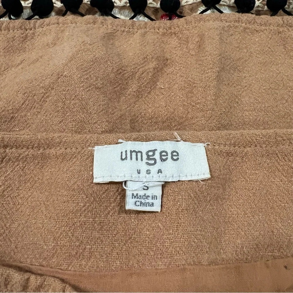 Umgee Embroidered Mini Skirt Women's Small Brown Boho Pom Pom Bird Floral - Picture 5 of 13